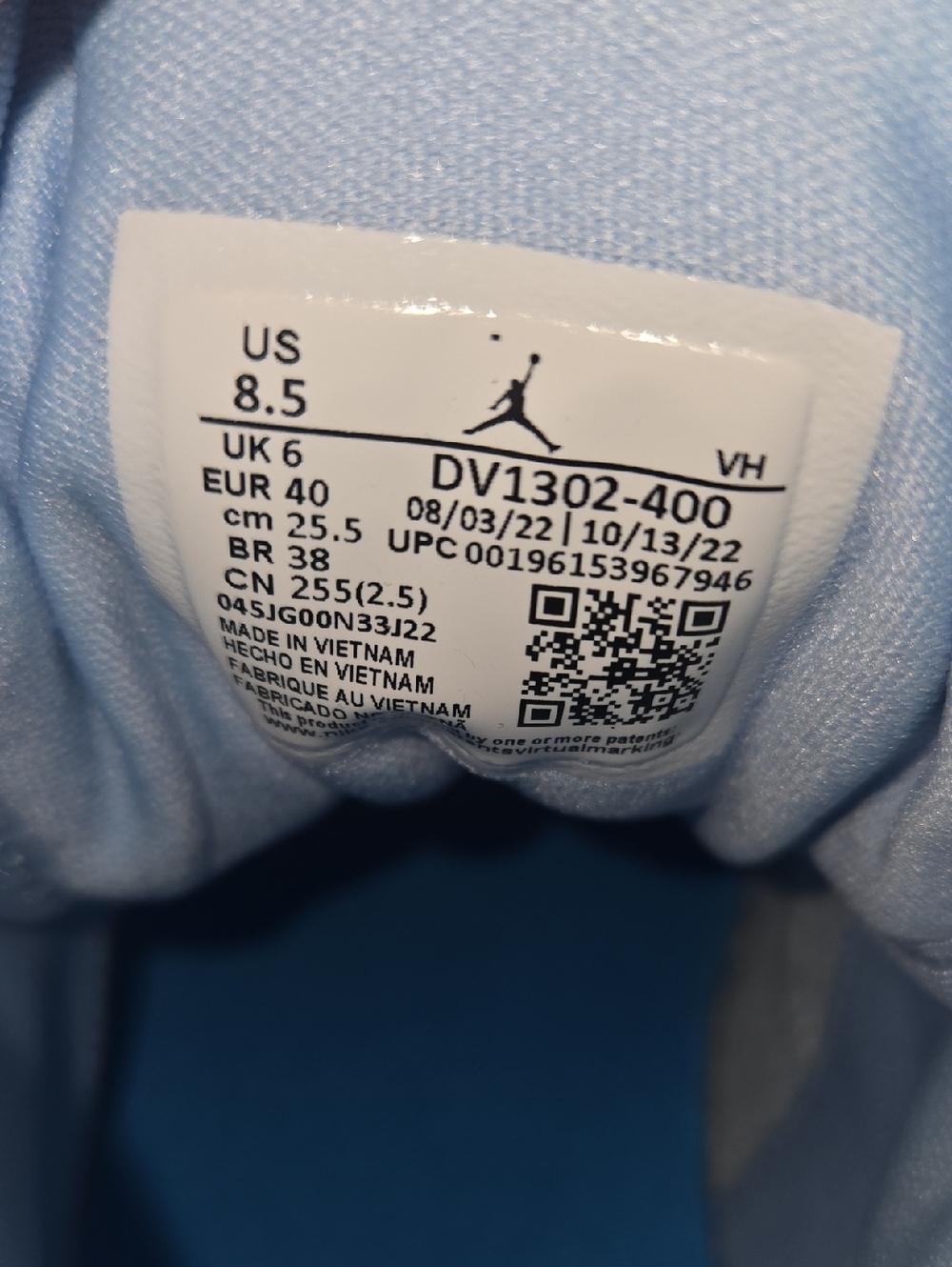 Air Jordan Women's 1 Mid SE Sneakers Ice Blue Size 8.5 - Picture 6 of 8